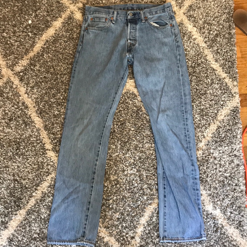 Men’s Levi jeans